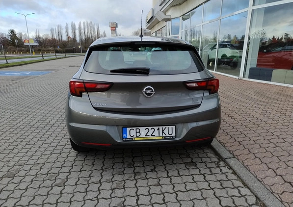 Opel Astra cena 67900 przebieg: 70600, rok produkcji 2019 z Witnica małe 191